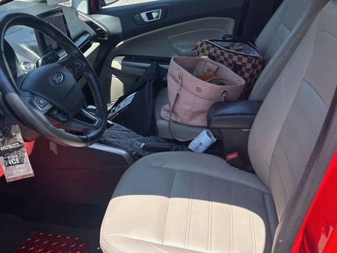 Used 2021 Ford EcoSport Titanium FWD image 12