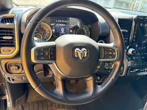 Used 2023 RAM 1500 Laramie AWD/4WD image 18