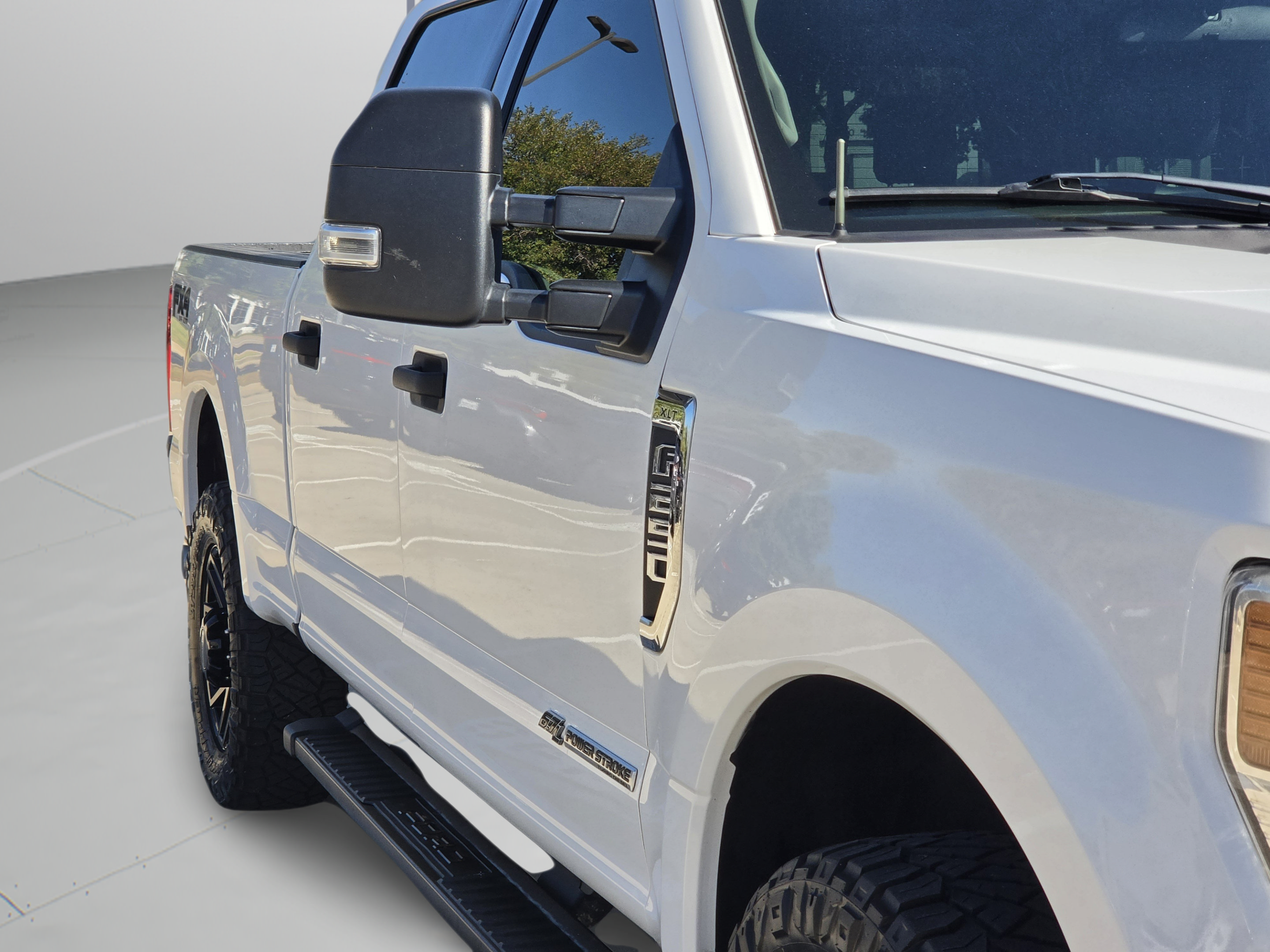 Used 2022 Ford F250 XLT w/ Black Appearance Package AWD/4WD image 38