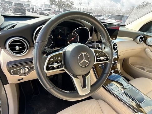 Used 2021 Mercedes-Benz GLC 300 w/ Multimedia Package image 12