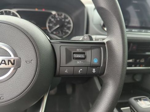 Certified 2021 Nissan Rogue SV FWD image 44