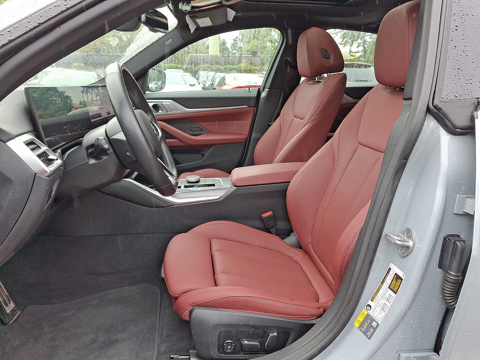 Used 2025 BMW i4 xDrive40i w/ M Sport Package AWD/4WD image 10