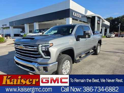 Used 2026 Chevrolet Silverado 2500 LTZ AWD/4WD image 1