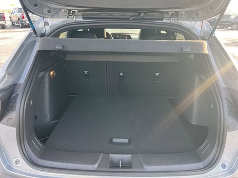 New 2026 Chevrolet Trax RS w/ Sunroof Package image 6