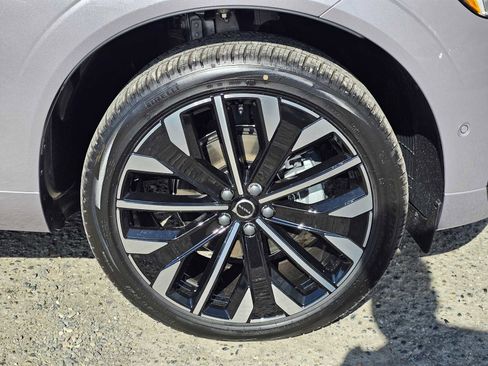 New 2026 Volvo XC60 B5 Ultra w/ Protection Package Premier image 9