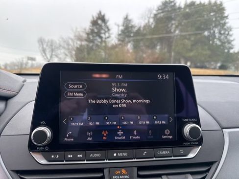 Used 2023 Nissan Altima 2.5 SR image 13