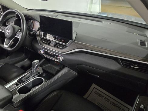 Used 2023 Nissan Altima 2.5 SL image 34