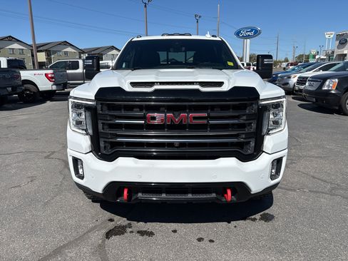 Used 2022 GMC Sierra 2500 AT4 w/ AT4 Premium Plus Package AWD/4WD image 8
