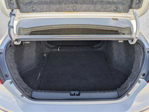 Used 2019 Honda Insight EX image 6