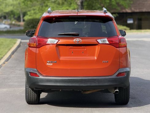 Used 2015 Toyota RAV4 XLE FWD image 5