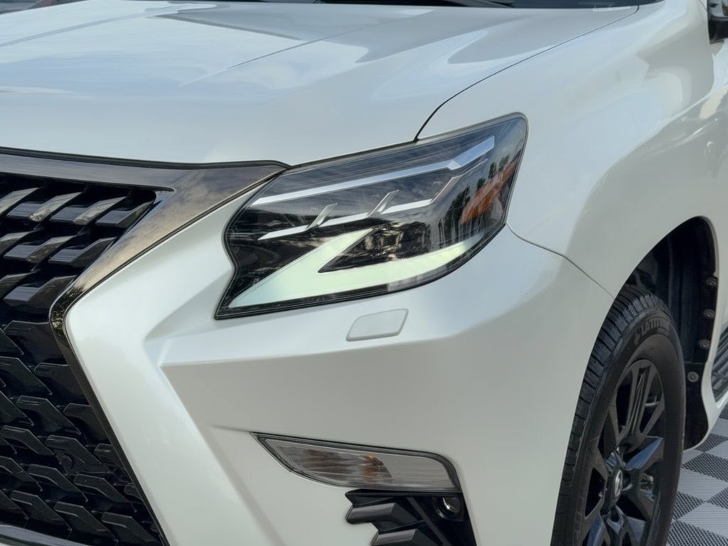 Used 2023 Lexus GX 460 w/ Black Line Special Edition AWD/4WD image 12