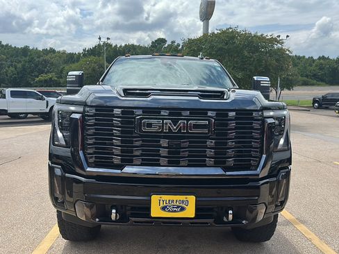 Used 2024 GMC Sierra 2500 Denali Ultimate w/ Max Trailering Package AWD/4WD image 2