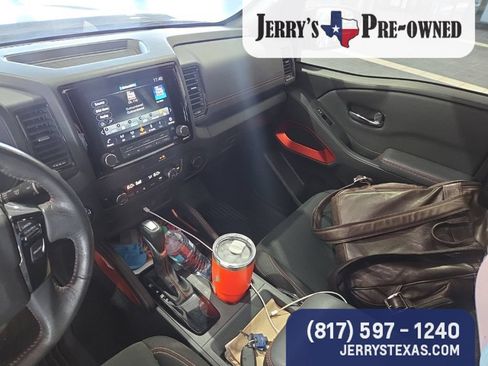 Used 2022 Nissan Frontier PRO-4X w/ Off-Road Protection Package AWD/4WD image 11