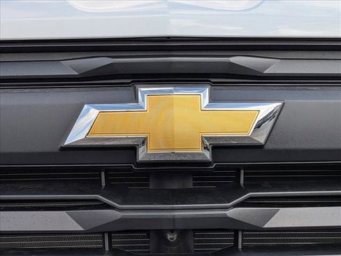New 2026 Chevrolet Colorado W/T image 17