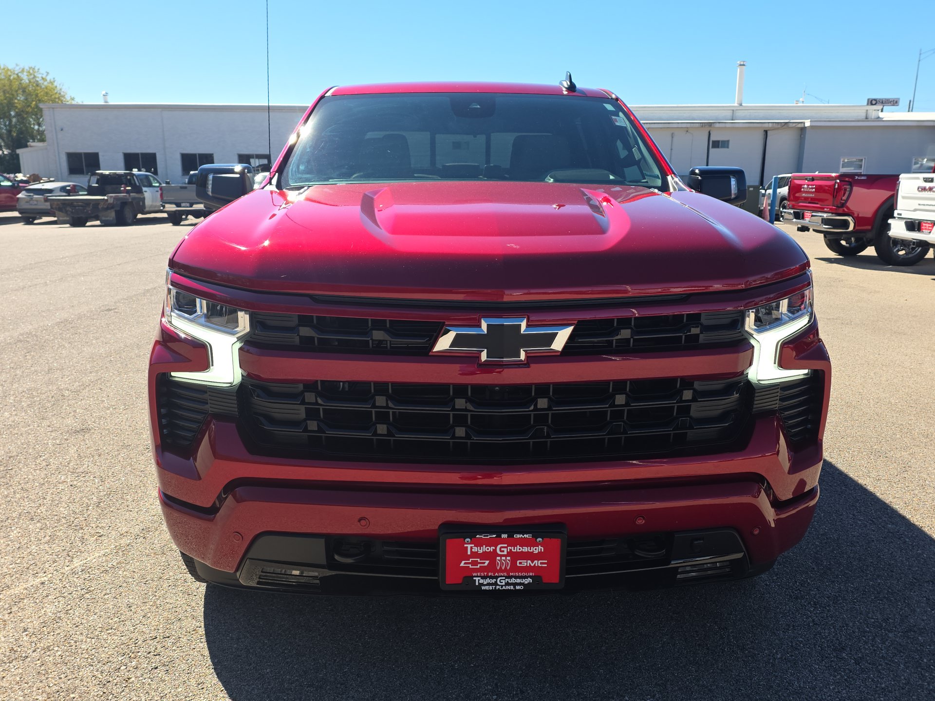 Used 2026 Chevrolet Silverado 1500 RST AWD/4WD image 3
