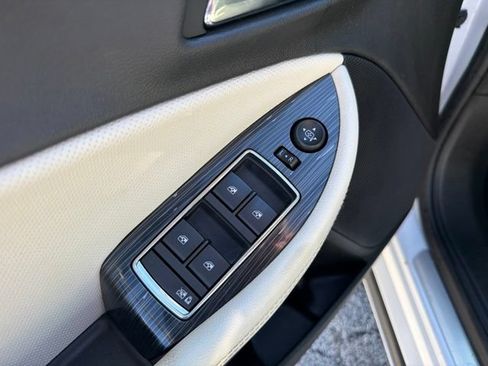 Used 2017 Chevrolet Impala Premier FWD image 11