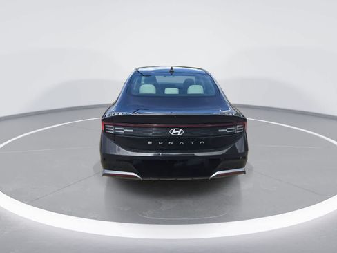 Used 2025 Hyundai Sonata SEL FWD image 7