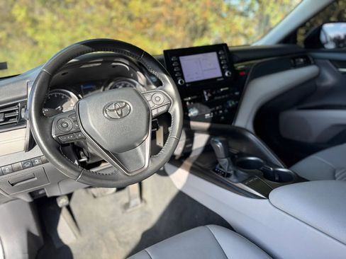 Used 2022 Toyota Camry SE image 49