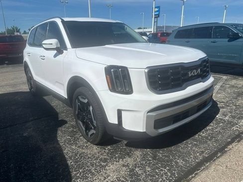 Used 2024 Kia Telluride S w/ S Sunroof Package AWD/4WD image 3