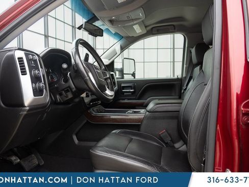 Used 2018 GMC Sierra 1500 SLT w/ SLT Premium Package AWD/4WD image 3