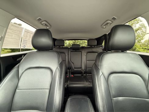 Used 2022 Ford Escape SEL image 23