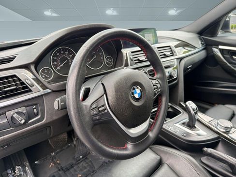 Used 2018 BMW 330i xDrive Sedan w/ Convenience Package AWD/4WD image 4