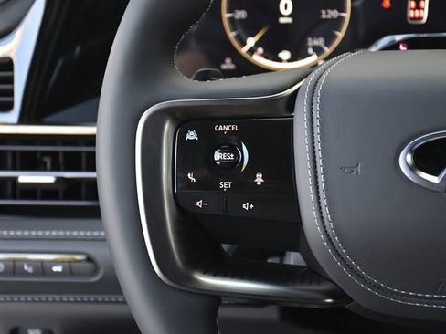 New 2026 INFINITI QX80 Autograph w/ Premium Cargo Package image 8