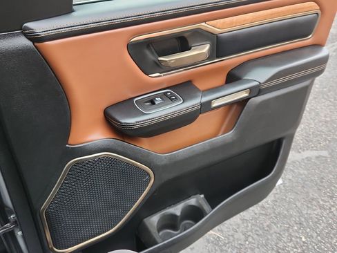 Used 2022 RAM 1500 Limited w/ Bed Utility Group image 16