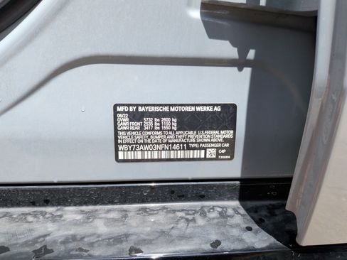 Used 2022 BMW i4 eDrive40 w/ M Sport Package RWD image 35