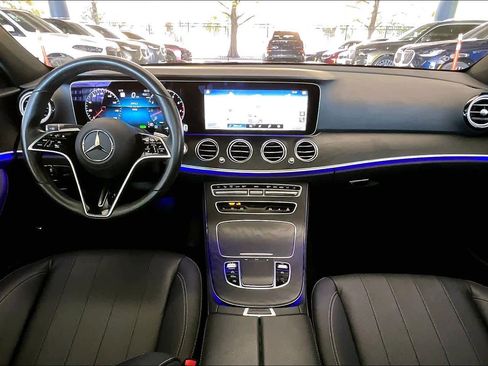 Used 2023 Mercedes-Benz E 450 4MATIC Sedan image 15