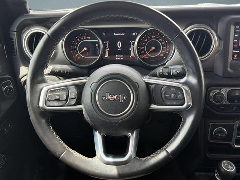Used 2020 Jeep Wrangler Unlimited Sahara AWD/4WD image 10