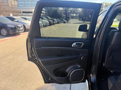 Used 2015 Jeep Grand Cherokee Summit w/ Platinum Series Group image 52