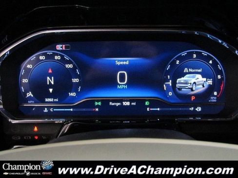 Certified 2025 Chevrolet Silverado 1500 LTZ image 36