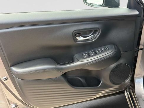 Certified 2025 Honda HR-V LX image 20