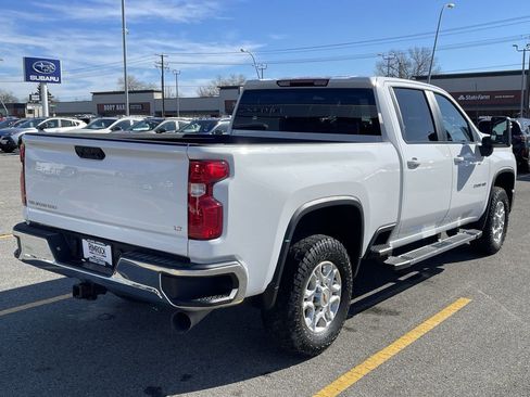 Used 2025 Chevrolet Silverado 2500 LT AWD/4WD image 9