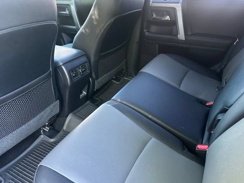 Used 2023 Toyota 4Runner SR5 Premium w/ Moonroof Package AWD/4WD image 12