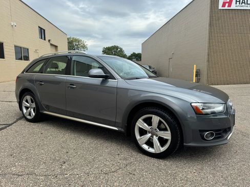 Used 2013 Audi A4 Prestige w/ Prestige Pkg AWD/4WD image 12