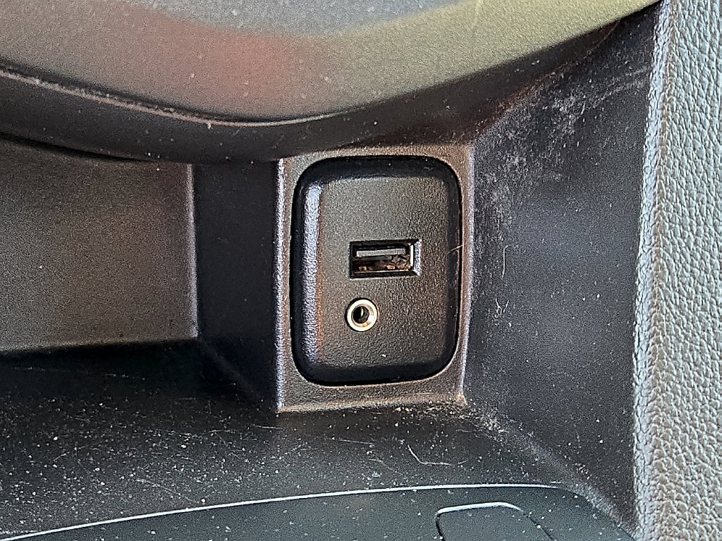 Used 2017 Chevrolet Sonic LT FWD image 26