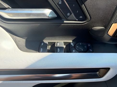 Used 2025 GMC Hummer EV 2X AWD/4WD image 31