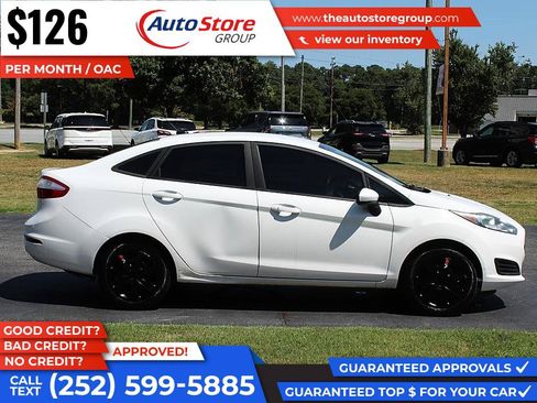 Used 2018 Ford Fiesta S FWD image 5