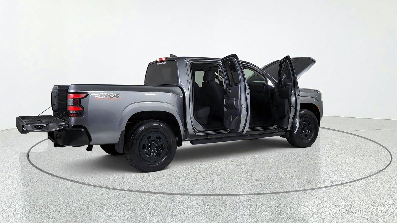 Used 2024 Nissan Frontier S w/ Technology Package AWD/4WD image 14