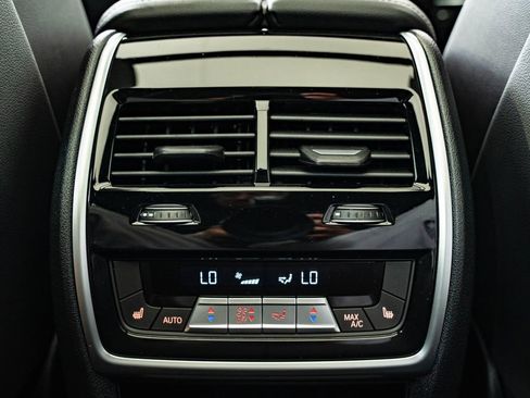 New 2026 BMW X5 xDrive40i AWD/4WD image 42