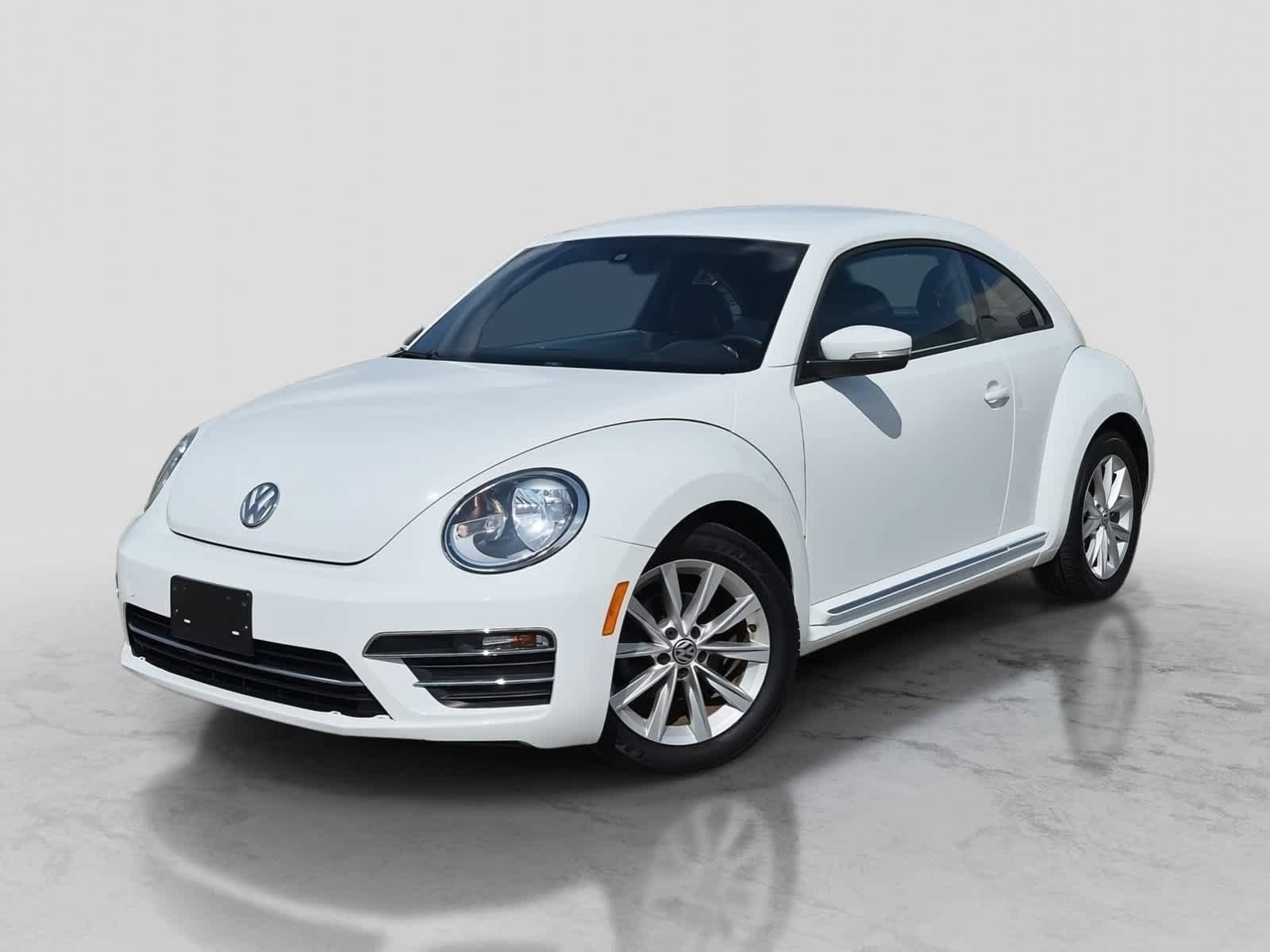 Used 2017 Volkswagen Beetle 1.8T SE FWD image 1