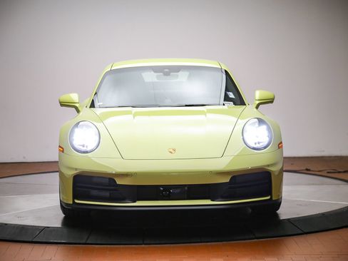 Certified 2025 Porsche 911 Carrera w/ Premium Package RWD image 10
