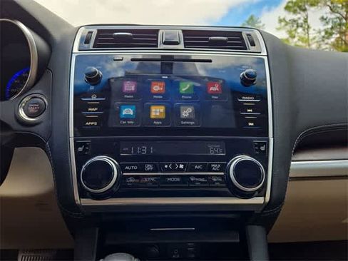 Used 2018 Subaru Outback 3.6R Limited image 27