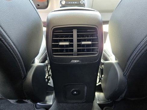 Used 2024 Ford Escape SE w/ PHEV Premium Package FWD image 14