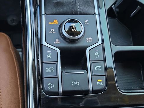 Certified 2023 Kia Sorento SX Prestige image 34