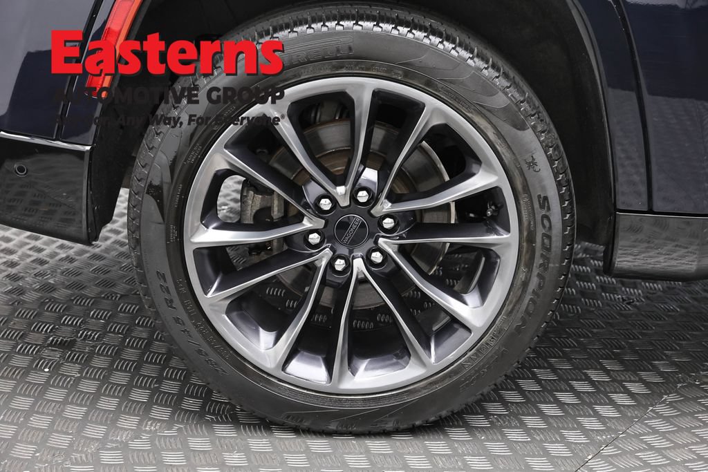 Used 2025 Jeep Grand Wagoneer Series II Obsidian w/ Quick Order Packagew 28T AWD/4WD image 37
