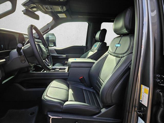 New 2026 Ford F250 Platinum AWD/4WD image 4
