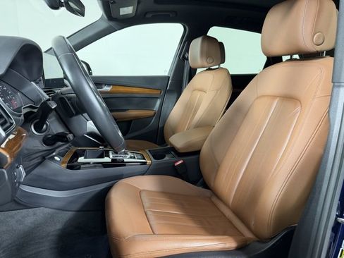 Certified 2023 Audi Q5 2.0T Premium w/ Convenience Package image 18